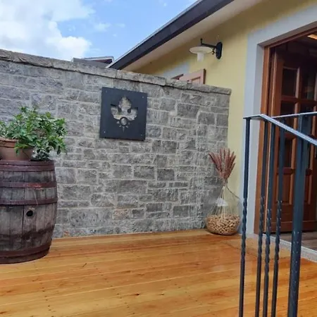 Affittacamere Cebron Family Estate Branik