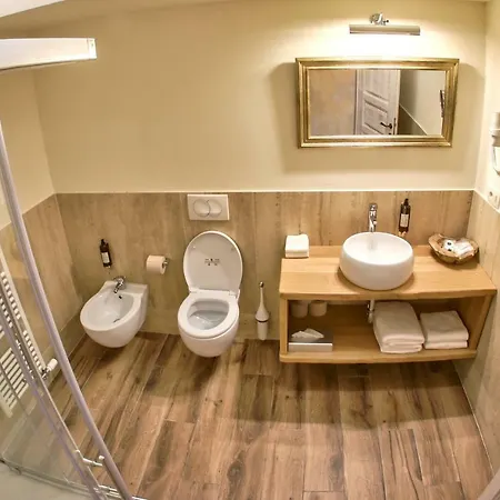 Pensionat Cebron Family Estate 4*