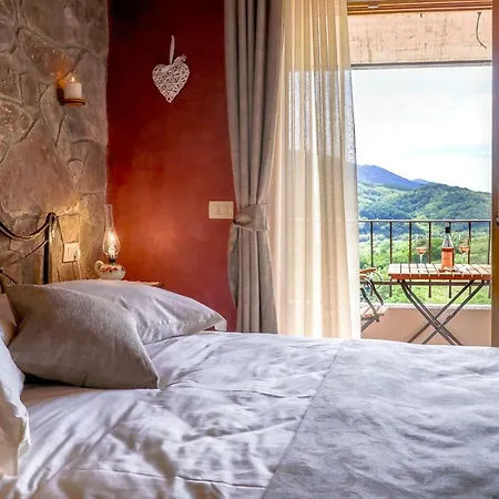 Cebron Family Estate 4*