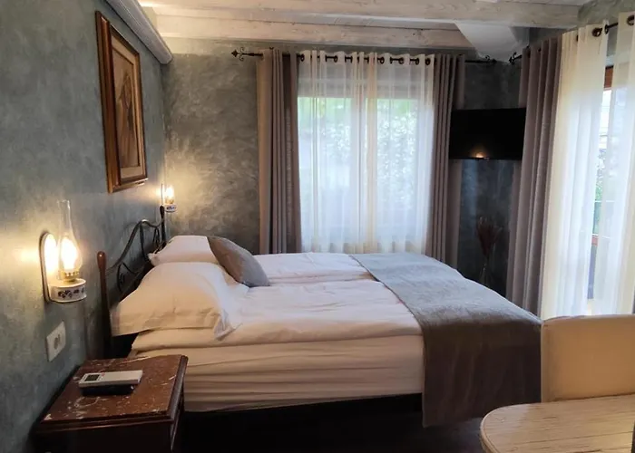 Affittacamere Cebron Family Estate Branik