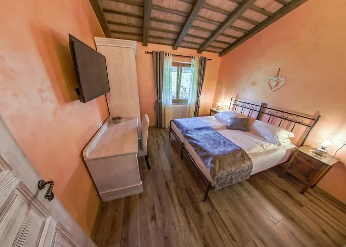 Cebron Family Estate 4* Branik